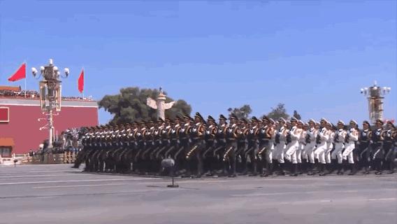 阅兵仪式上的老兵阅兵仪式上的老兵，荣耀与传承